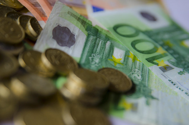 Baixen les previsions de creixement d'Espanya en un 4% el 2022 i al 3% el 2023