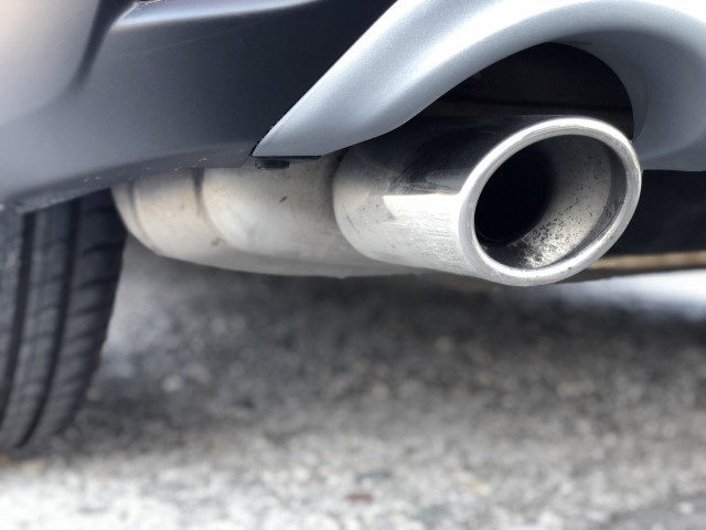 El Parlament ajorna a 2021 el nou impost sobre emissions dels vehicles