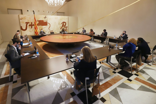 La Generalitat demanarà al Govern central l'estat d'alarma per aplicar un toc de queda de 23.00 a 6.00