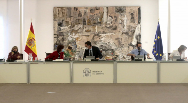 El Govern declararà aquest diumenge l'estat d'alarma a tota Espanya davant el descontrol de la pandèmia