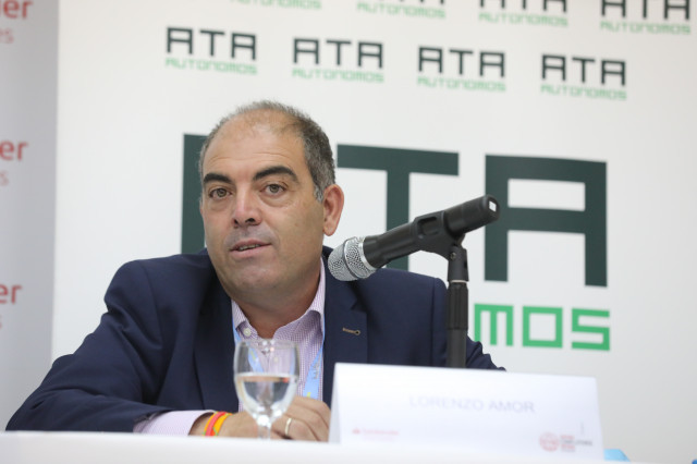 Els autònoms acusen al Govern central de negar certes ajudes als hostalers obligats a tancar els seus negocis