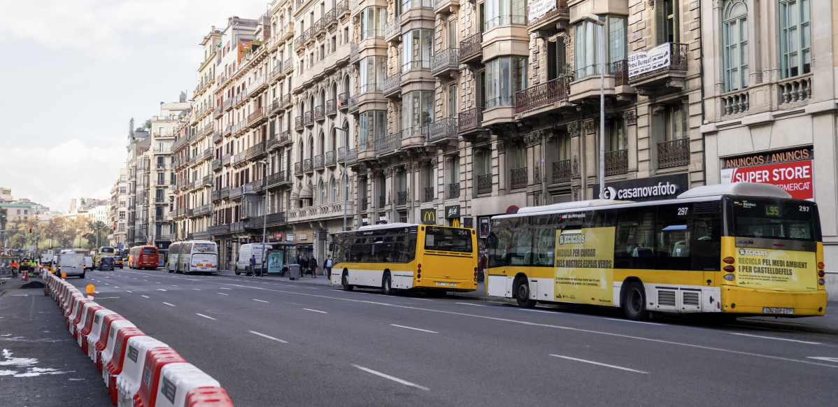 Autobuses ronda universitat