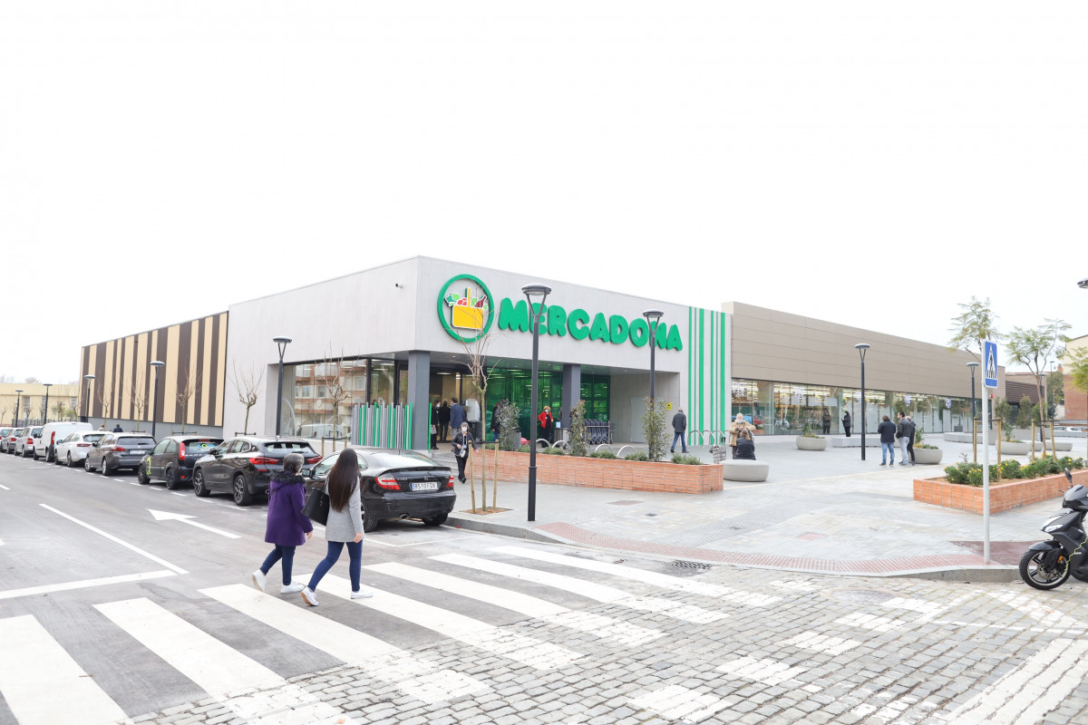 FOTOGRAFIA Exterior del supermercat Mercadona al Passeig de Misericòrdia (Reus)