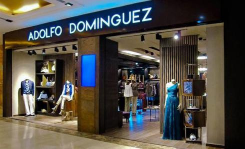 Els sindicats acusen a Adolfo Domínguez de pretendre l'ERO per "deslocalitzar" l'empresa