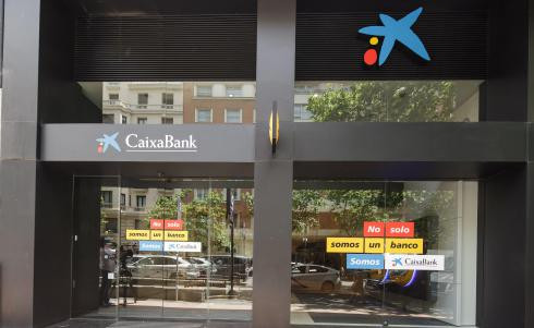 CaixaBank formalitza l'absorció de Barclays Bank SAU