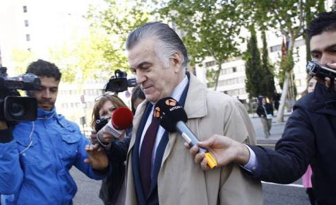Bárcenas lliura en els jutjats documentació per ratificar la seva querella contra la cap de Personal del PP