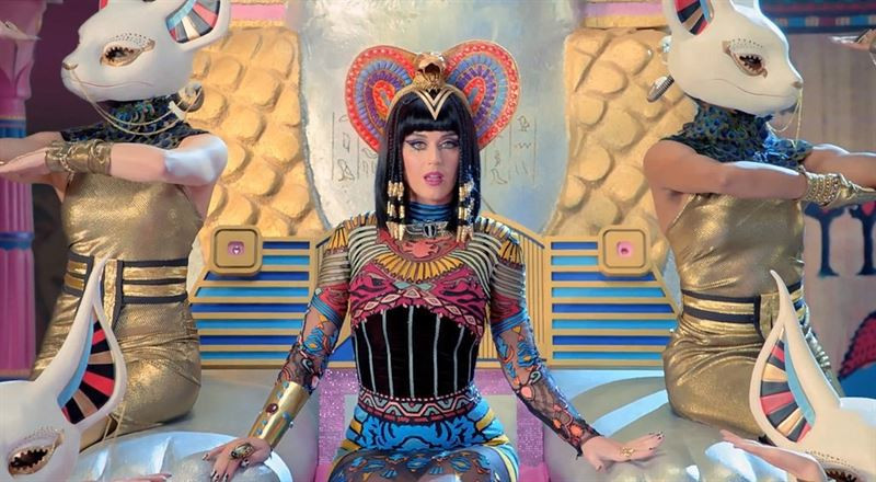 Katy Perry aterra en el Palau Sant Jordi per estrenar el seu gira europea aquest dilluns