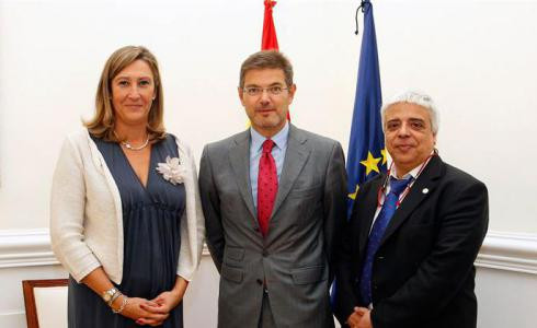 Advocats de Madrid i Barcelona agraeixen la "bona disposició" de Catalá cap a la Llei de taxes judicials
