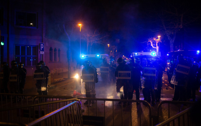 EuropaPress 3569776 linea policial mossos desquadra sede conselleria interior cuando estan
