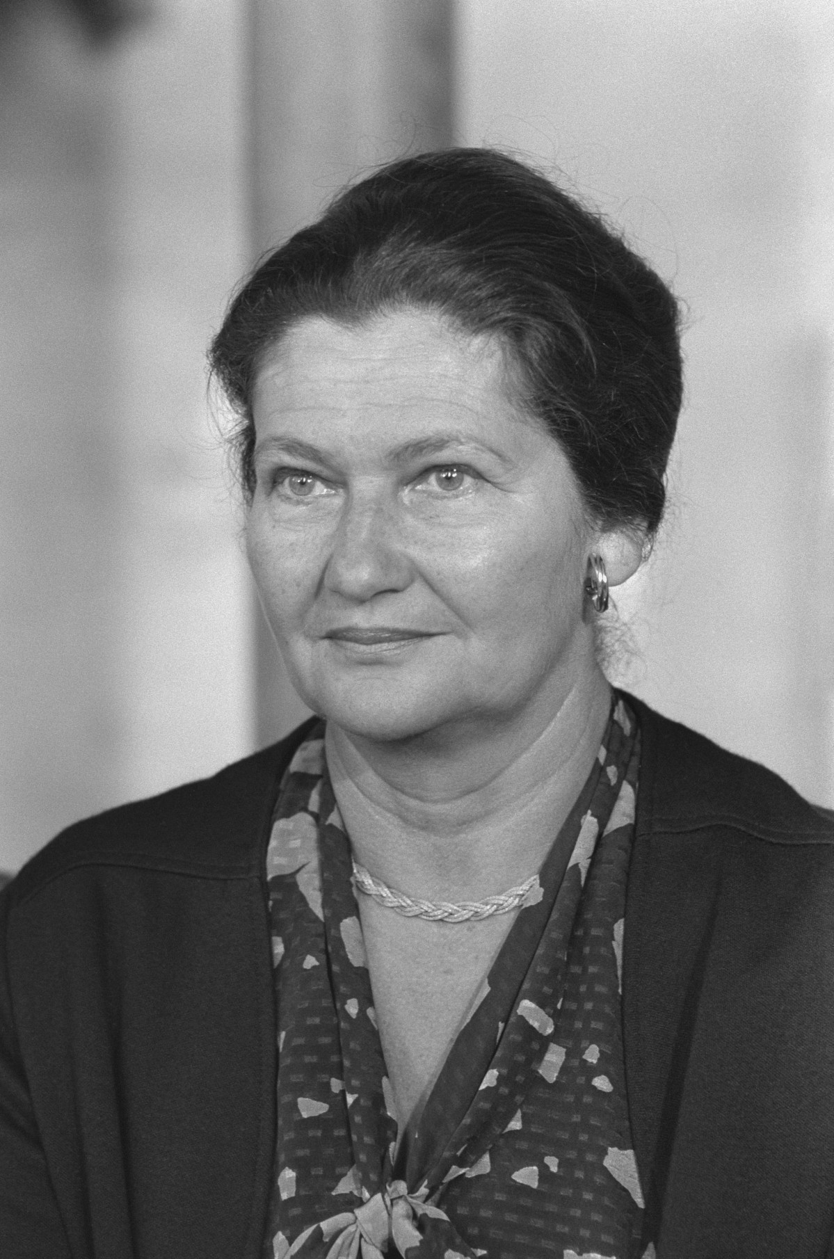 Prinses Juliana bij uitreiking Four Freedoms Awards in Middelburg Simone Veil, Bestanddeelnr 933 0124   Restoration