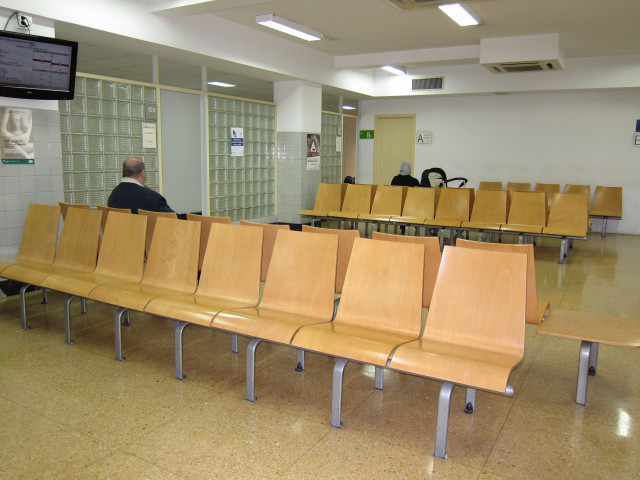 EuropaPress 1381739 medicos avisan centros salud datos tarjetas sanitarias deben usarse