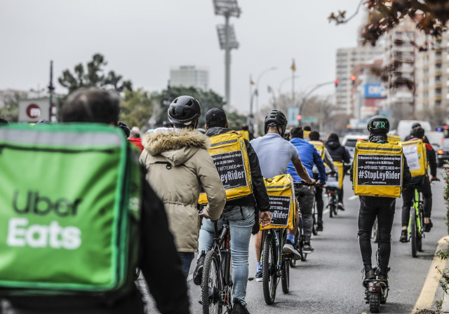 CC.OO. valora positivament la Llei Rider però considera que deixa fora a alguns treballadors