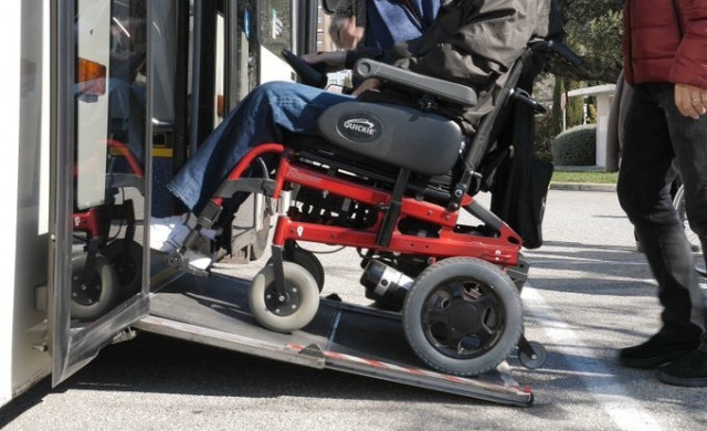 EuropaPress 3439960 institut guttmann tmb cumplen 20 anos colaboracion fomentar movilidad
