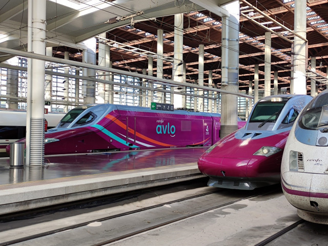 EuropaPress 3619557 trenes avlo estacionados estacion madridpuerta atocha