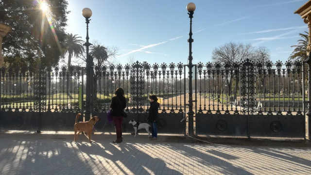 EuropaPress 1569197 cierran parc ciutadella barcelona coincidiendo pleno parlament