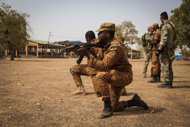 EuropaPress 3443645 militares burkina faso