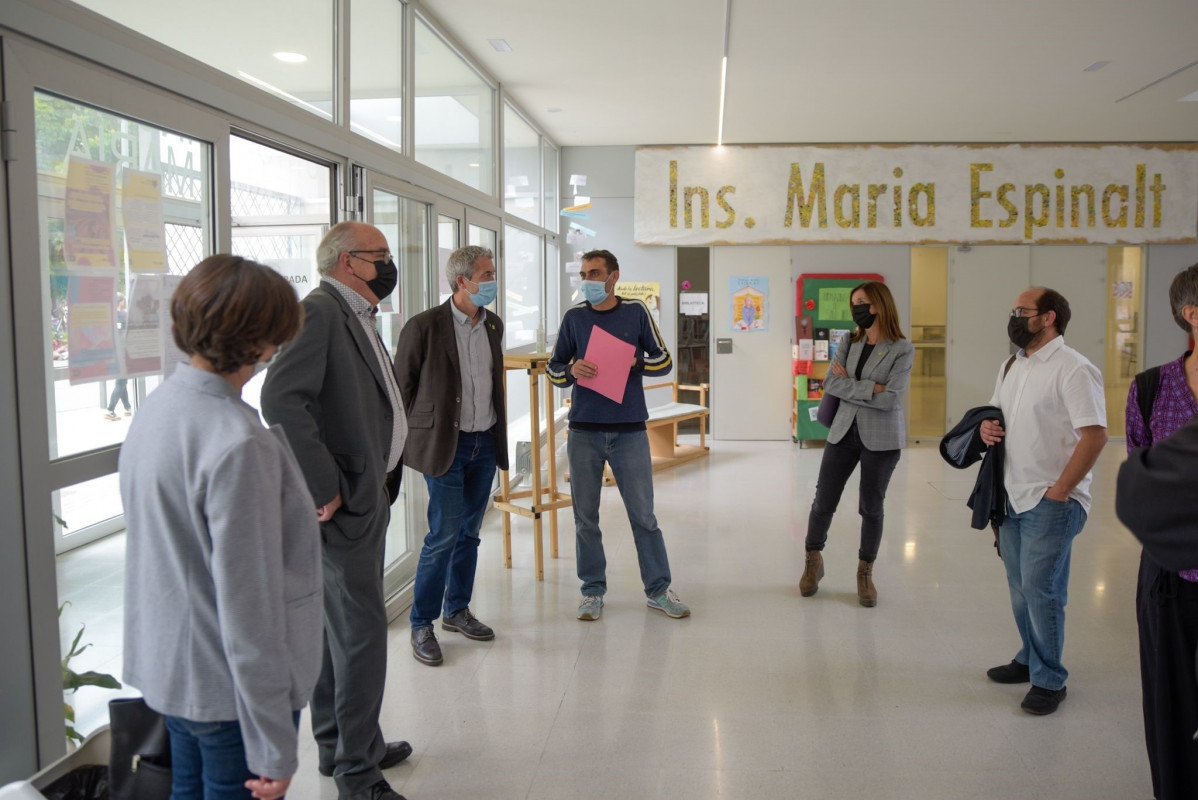 EuropaPress 3692963 conseller educacion generalitat josep bargallo representantes