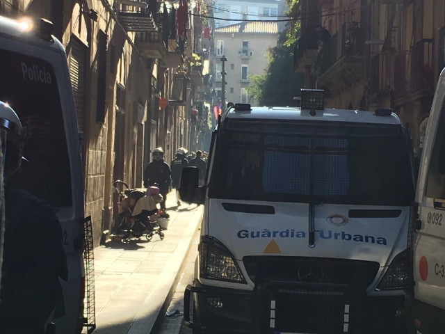 EuropaPress 1533456 catalunyaamp sucesos desalojada finca raval barcelona okupada miercoles