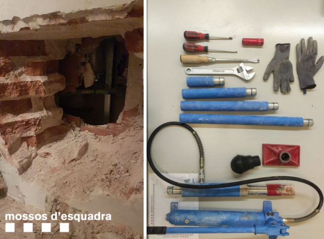 Els Mossos detenen dos homes mentre feien un butró a una botiga