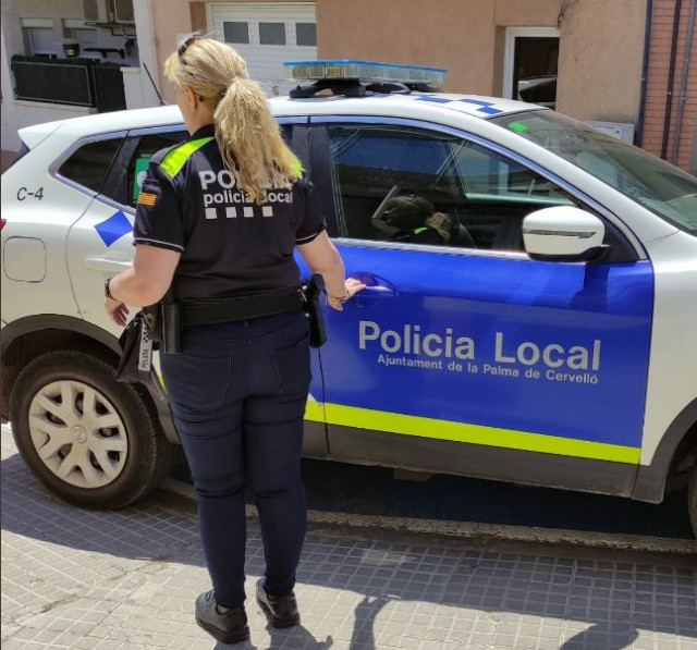 La Policia Local de la Palma de Cervelló patrulla en texans