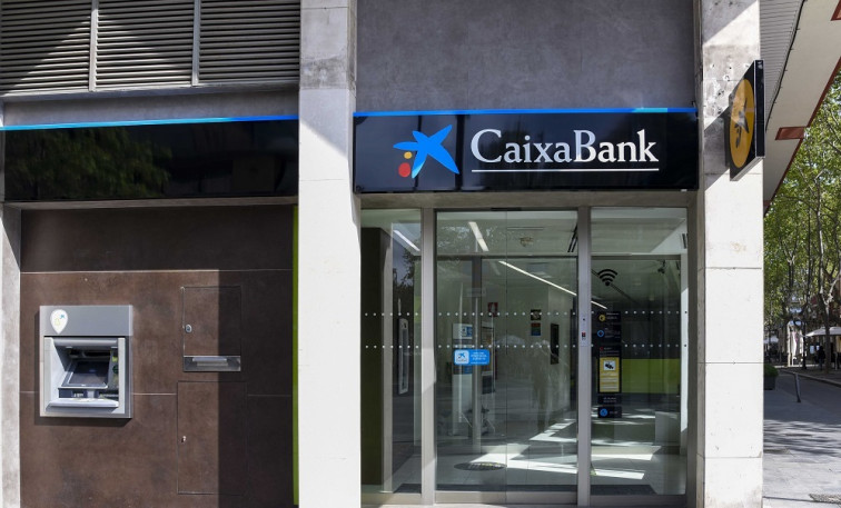 CaixaBank i els representants dels treballadors arriben a un acord laboral