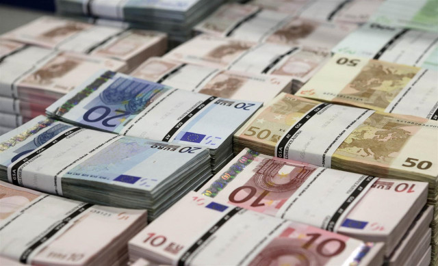 Els diners estàtics en els bancs ha perdut un 3,3% de valor en l'últim any