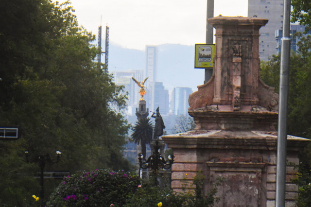 EuropaPress 3918164 pedestal estatua cristobal colon retirada centrica calle ciudad mexico