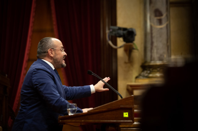 Fernández retreu a Aragonès el seu càlcul de la fugida d'empreses: 