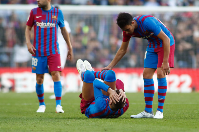 EuropaPress 4030536 gerard pique of fc barcelona hurts during the spanish league liga santander