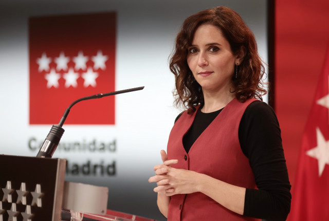 Ayuso, a l'esquerra: 