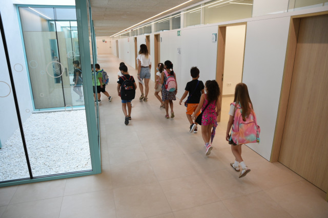 Ensenyament assegura que les baixes de docents són de curta durada