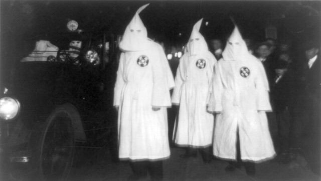 Contra la impunitat del KKK