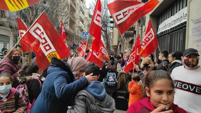 Hospitalet es manifesta per la manca de places escolars a la zona nord de la ciutat