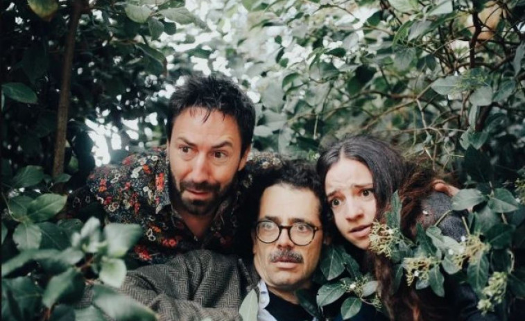 Apologia i escarni de l'estupidesa humana, una sàtira en versió musical (Versus Glòries)