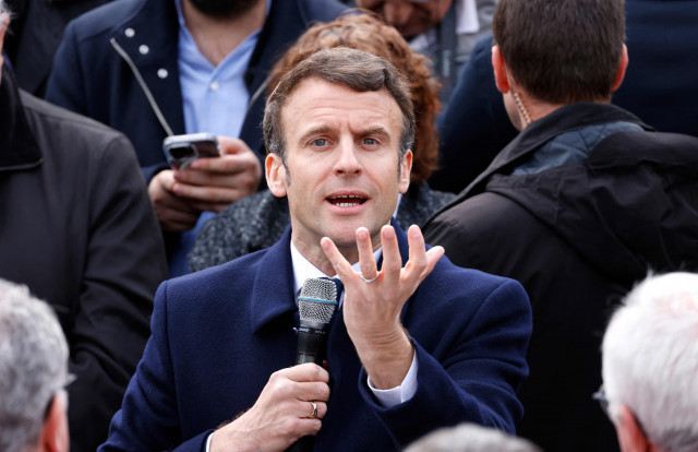 EuropaPress 4363208 05 april 2022 france spezet french president and liberal party republique