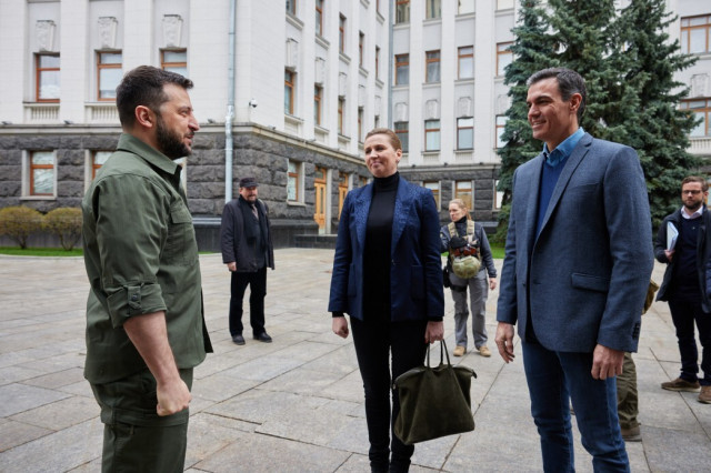 EuropaPress 4396732 i d presidente ucrania volodimir zelenski primera ministra dinamarca mette