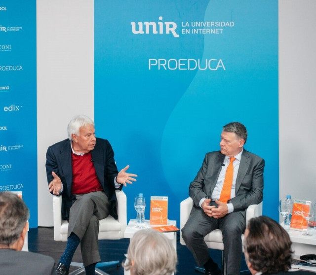 EuropaPress 4408465 felipe gonzalez jordi sevilla acto unir