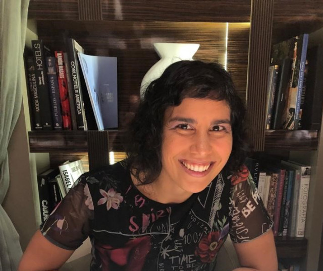 Dra. Mari Aguilera: 