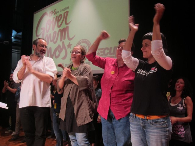 Primer desacord entre JxSí i la CUP sobre l'abonament de la paga extra del 2012 dels funcionaris