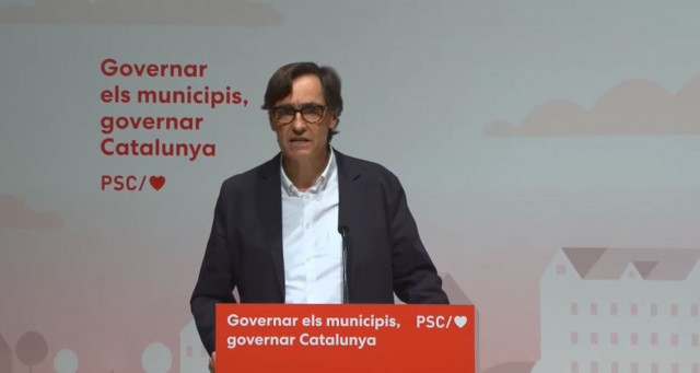 Illa sobre la taula de diàleg: 