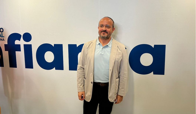 Alejandro Fernández: 