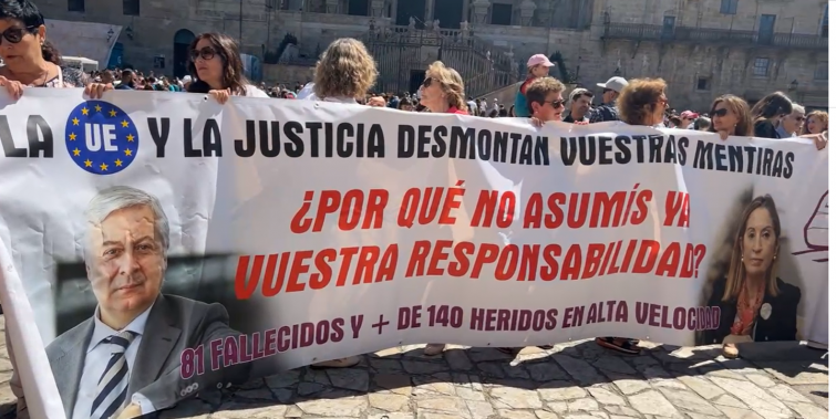 Les víctimes d'Angrois i el BNG denuncien que 9 anys després encara no hi ha justícia