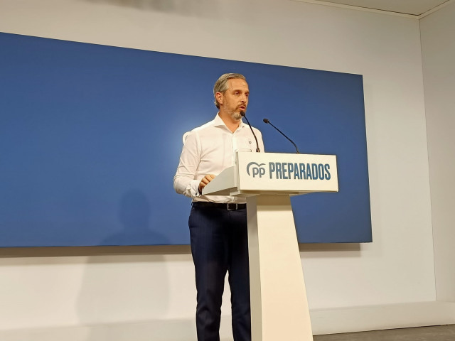 EuropaPress 4606801 vicesecretario economia pp juan bravo ofrece rueda prensa sede pp