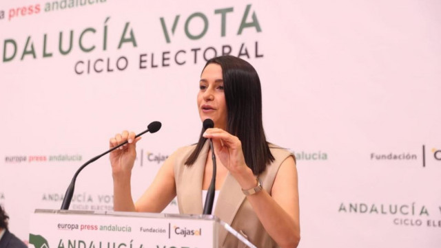 Arrimadas critica que Sánchez demani esforços mentre 