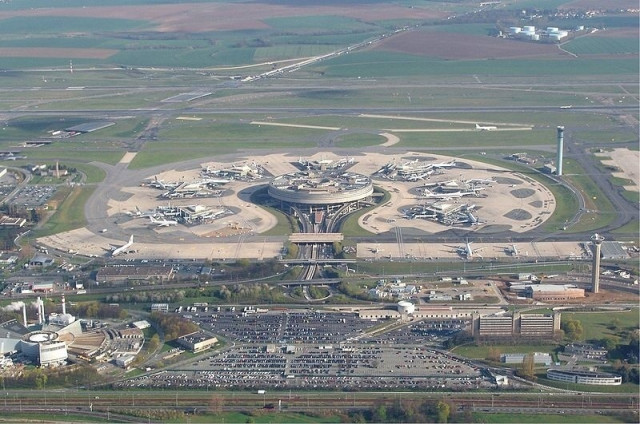 EuropaPress 1645348 economia  gobierno frances privatizara sociedad aeropuertos paris mantendra