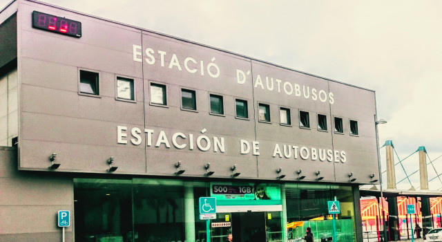 Arrestats tres homes després de robar una noia amb el mètode del 'matalleó'