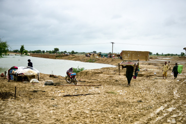 EuropaPress 4650819 familias desplazan zonas mas seguras escapar inundaciones distrito