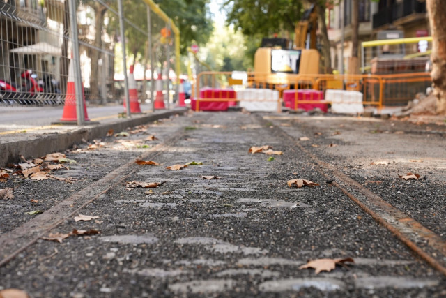 Barcelona integrarà les vies de l'antic tramvia a la 'superilla' de l'Eixample