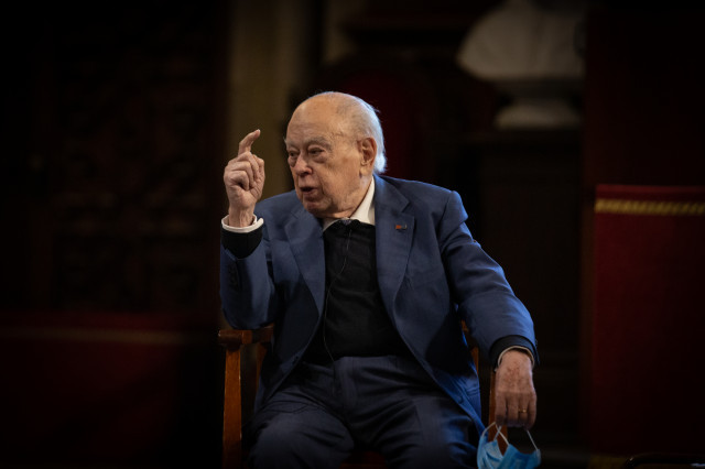 L'expresident Jordi Pujol està conscient i l'equip mèdic valorarà en 48 hores les seqüeles del seu ictus