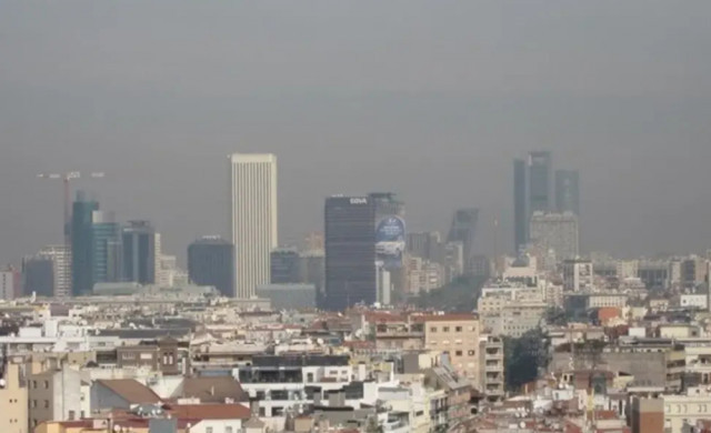 Un estudi associa la contaminació de l'aire amb canvis al cervell